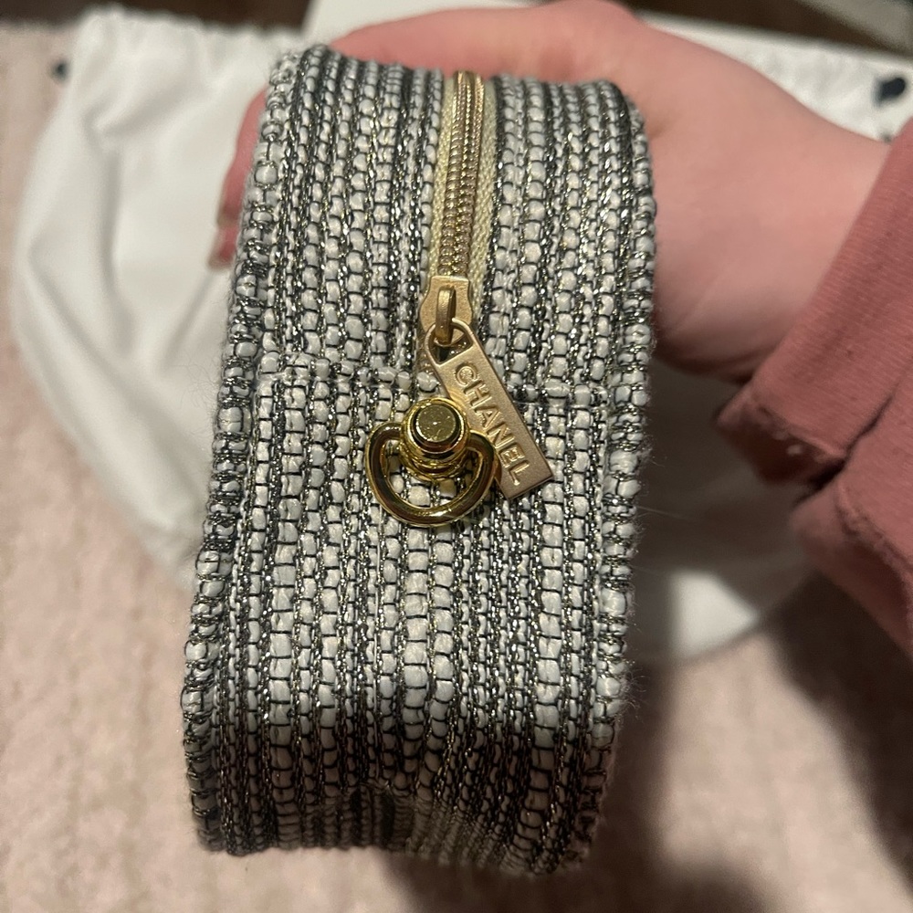 Chanel Tweed Pouch with Straps - Holiday Edition - Picture 8 of 10